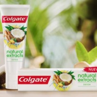 Colgate Natural Extracts